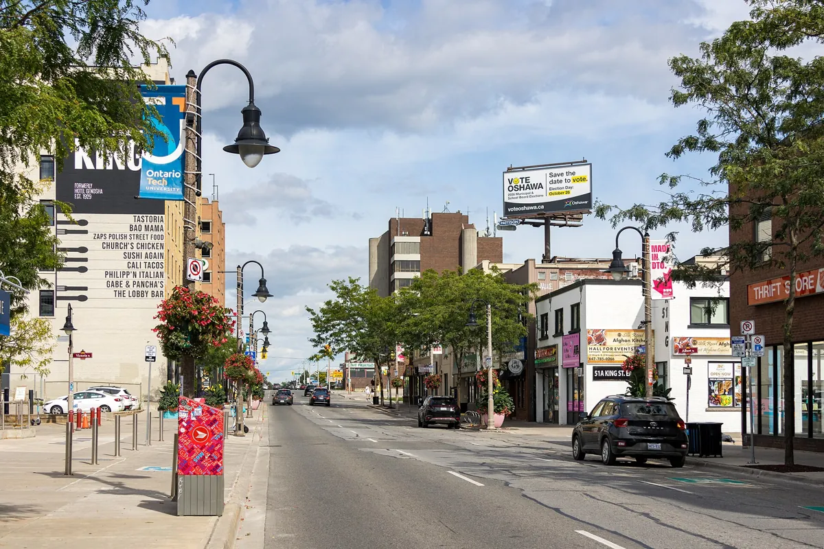 La rue King dans le centre-ville d’Oshawa